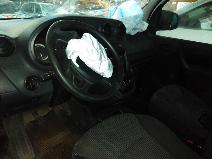  Mercedes-Benz CITAN 2014    EN DESARME